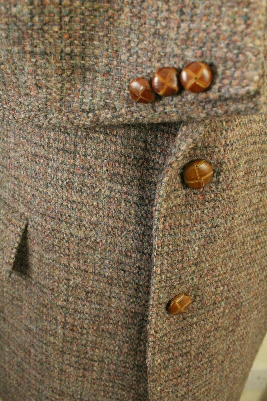 Vintage Harris Tweed: Its History, How to Buy it and its Bizarre Uses -  Discover Vintage Directory